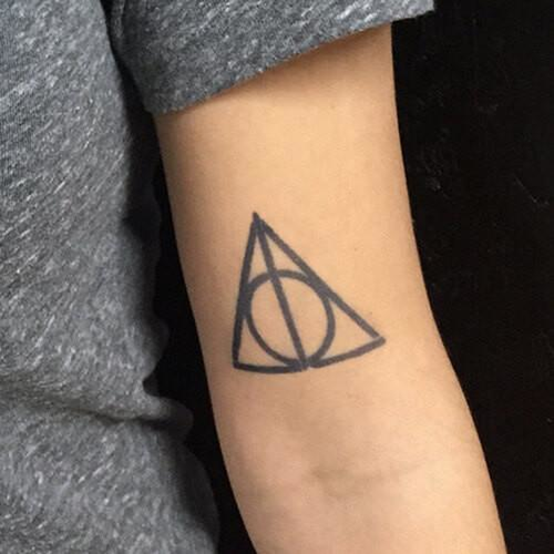 Harry Potter Deathly Hallows Symbol Tattoo - Semi-Permanent Tattoo